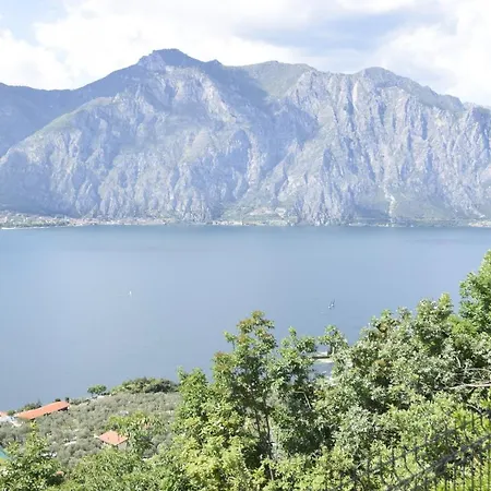 Casa Baceschi Apartment Malcesine