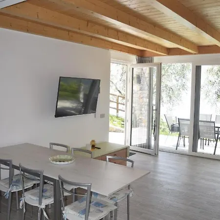 Casa Baceschi מאלצ'סינה