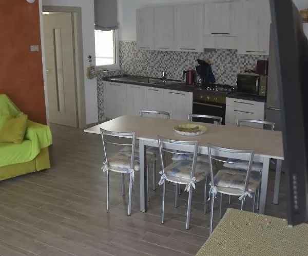 Casa Baceschi 아파트 말세진느